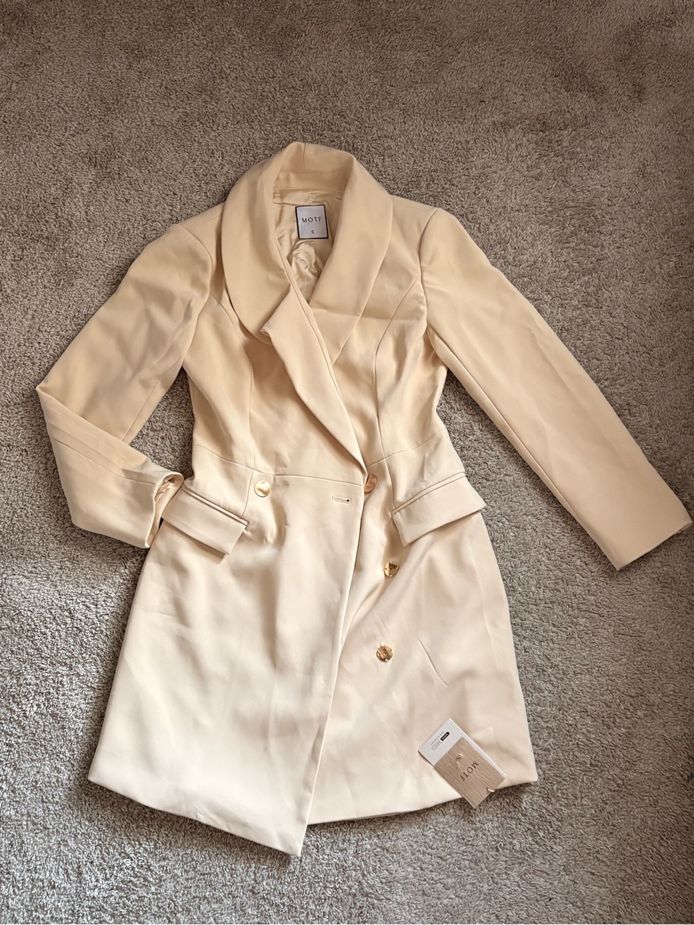 MOTF Cream Blazer with Shawl Collar